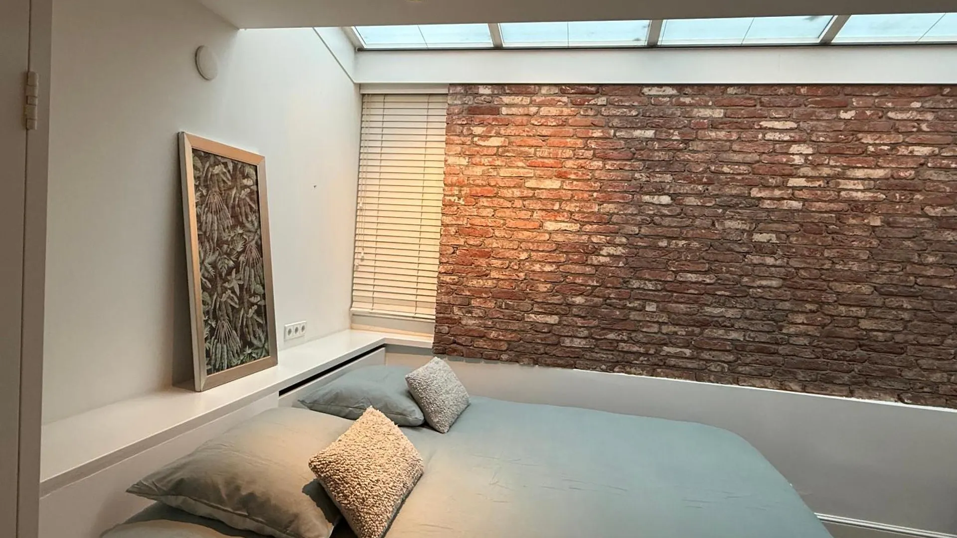 Elegant Canal-Side Apartment In Heart Of Amsterdam Niederlande